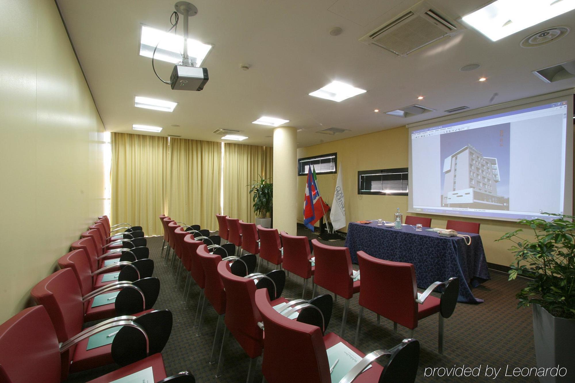 Holiday Inn Turin Corso Francia, An Ihg Hotel Business photo